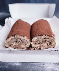 Pavlova Roulade Chocolate & Hazelnut